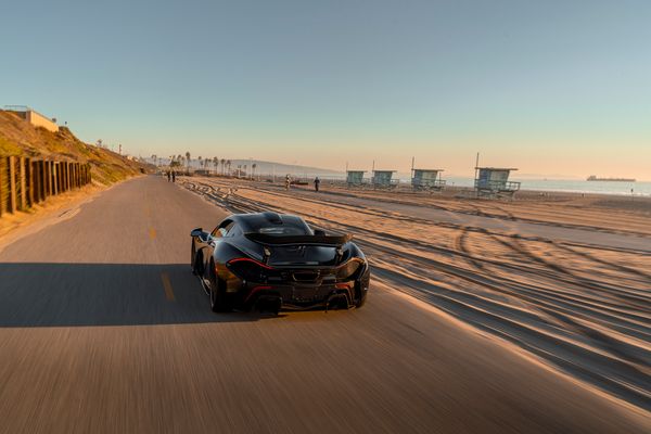 2015 McLaren P1