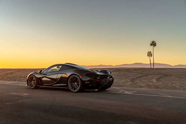2015 McLaren P1