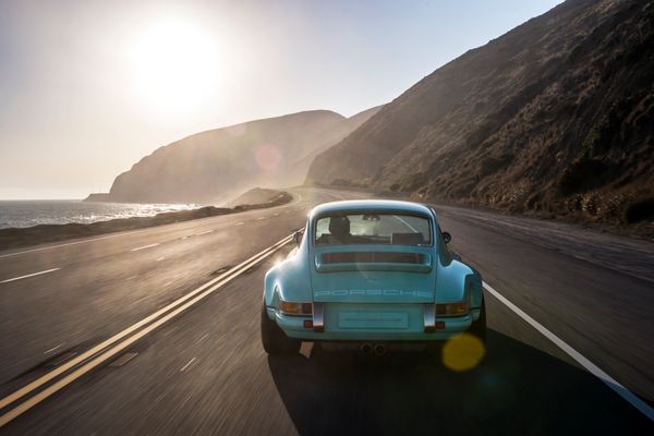 1991 Singer 911 "Malibu"