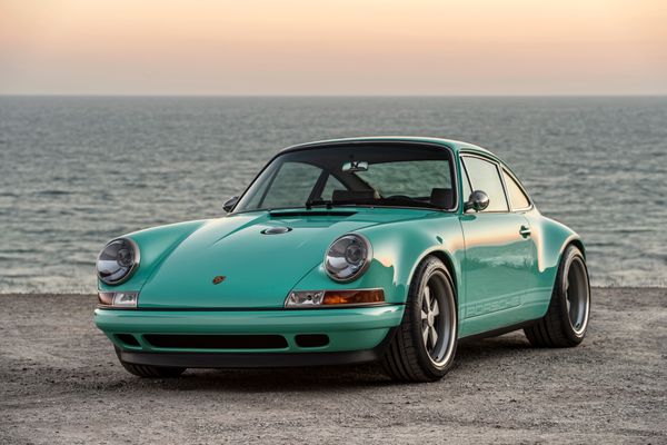 1991 Singer 911 "Malibu"