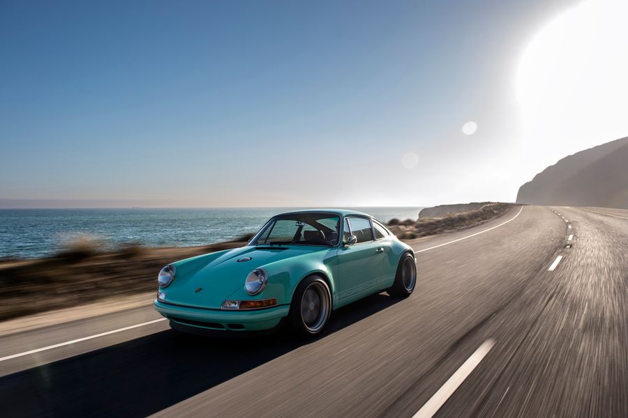1991 Singer 911 "Malibu"