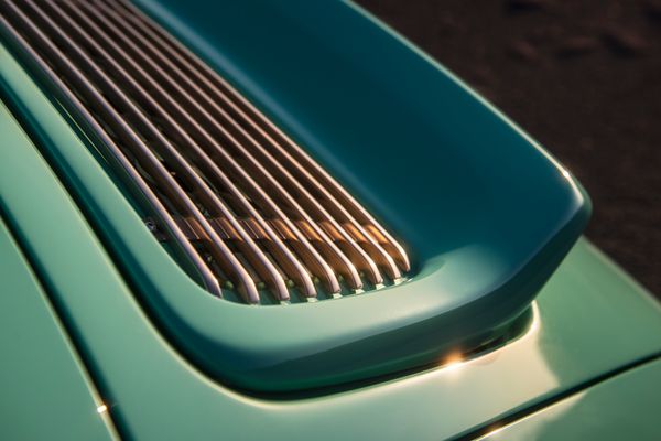 1991 Singer 911 "Malibu"