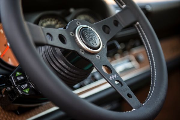 1991 Singer 911 "Malibu"