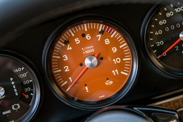 1991 Singer 911 "Malibu"