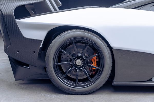 2020 McLaren Senna GTR