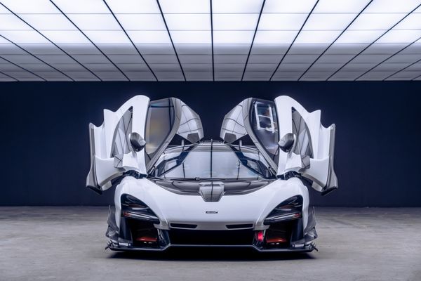 2020 McLaren Senna GTR