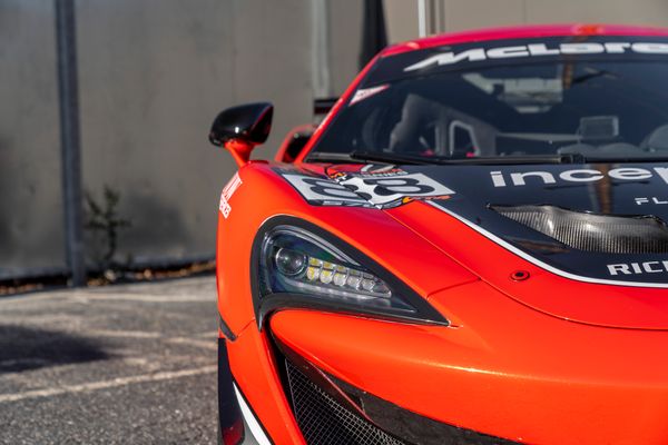 2017 McLaren 570S GT4