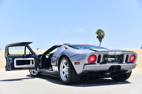 2006 Ford GT