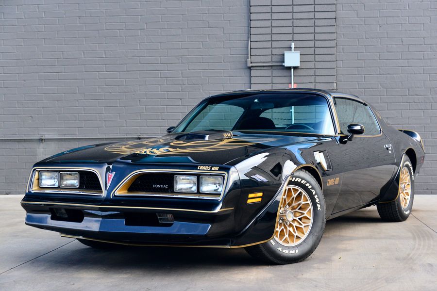 1977 Pontiac Firebird Trans Am Y82