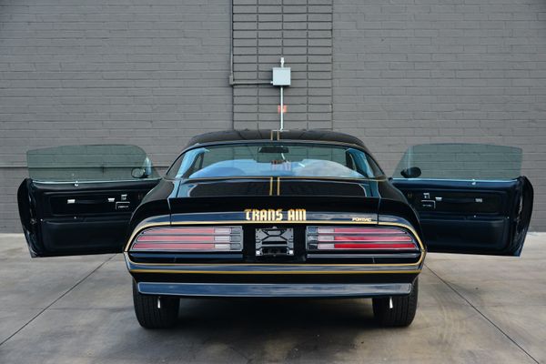 1977 Pontiac Firebird Trans Am Y82