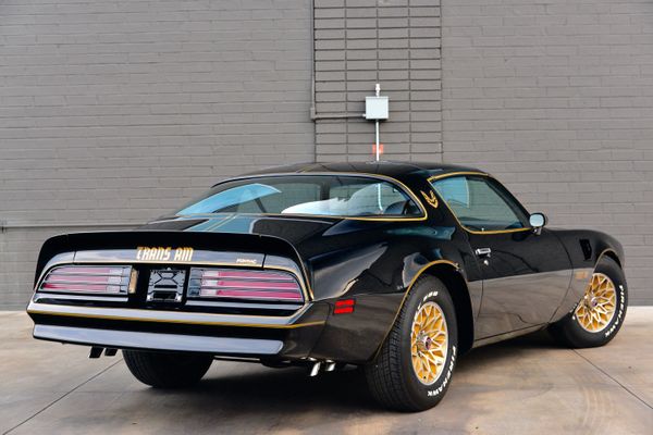 1977 Pontiac Firebird Trans Am Y82