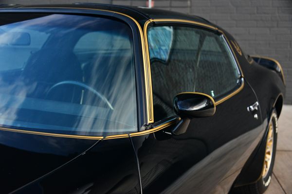 1977 Pontiac Firebird Trans Am Y82