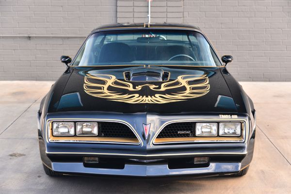 1977 Pontiac Firebird Trans Am Y82