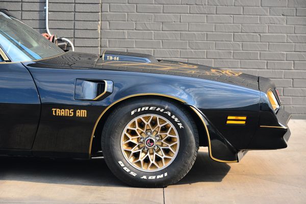1977 Pontiac Firebird Trans Am Y82