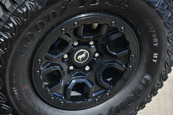 2022 Ford Bronco Wildtrak V6 4-Door, Cyber Orange Metallic, previously sold by Sandbox Motors