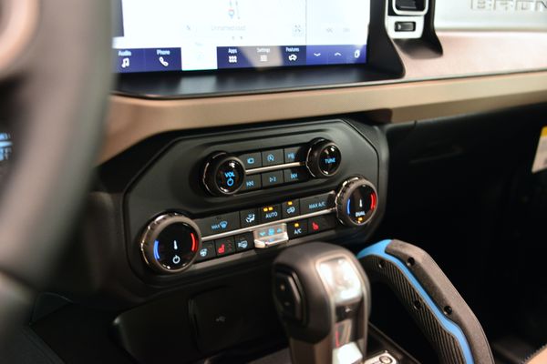 2022 Ford Bronco Wildtrak V6 4-Door, Cyber Orange Metallic, previously sold by Sandbox Motors
