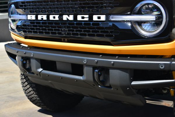 2022 Ford Bronco Wildtrak V6 4-Door, Cyber Orange Metallic, previously sold by Sandbox Motors
