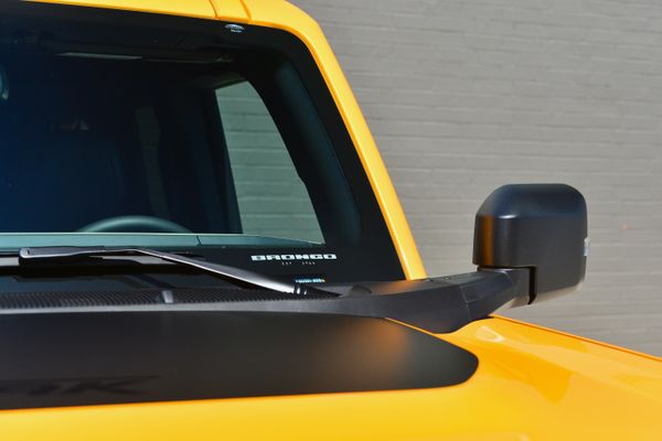 2022 Ford Bronco Wildtrak V6 4-Door, Cyber Orange Metallic, previously sold by Sandbox Motors