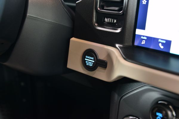 2022 Ford Bronco Wildtrak V6 4-Door, Cyber Orange Metallic, previously sold by Sandbox Motors