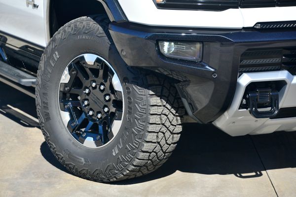 2022 GMC Hummer EV Edition 1