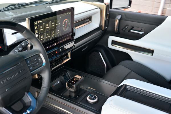 2022 GMC Hummer EV Edition 1