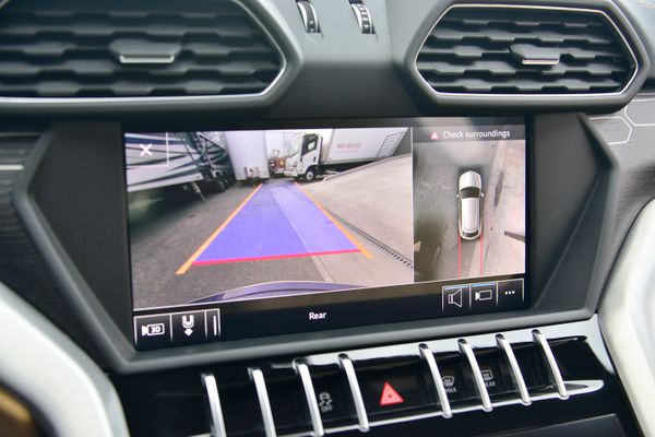 2019 Lamborghini Urus