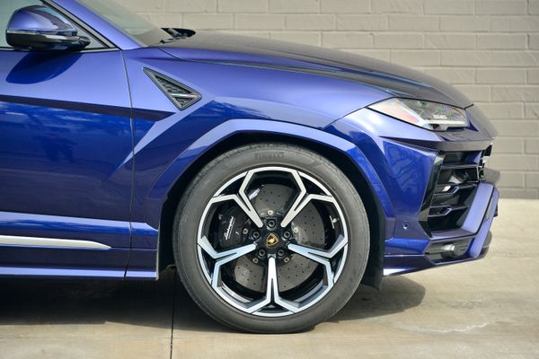2019 Lamborghini Urus