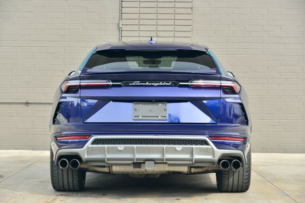 2019 Lamborghini Urus