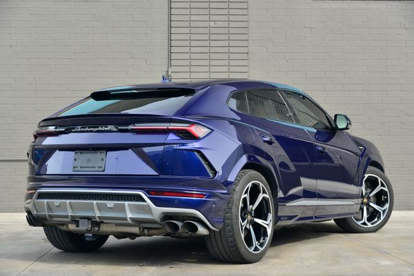2019 Lamborghini Urus