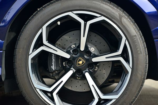 2019 Lamborghini Urus