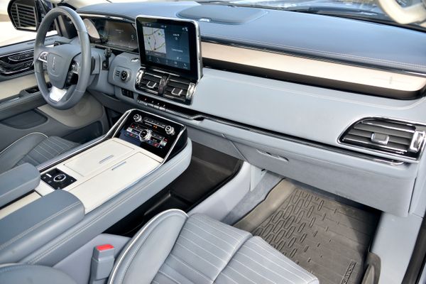 2019 Lincoln Navigator