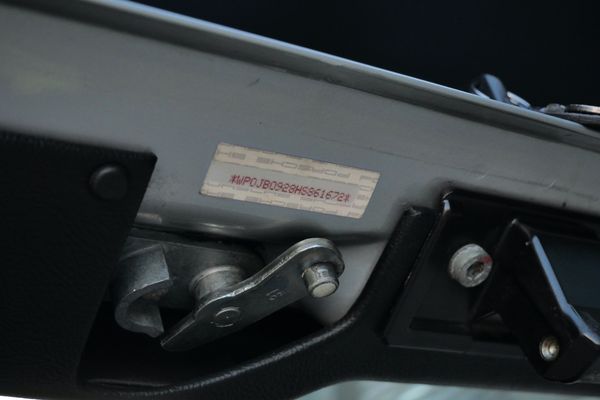 1987 Porsche 928 S4