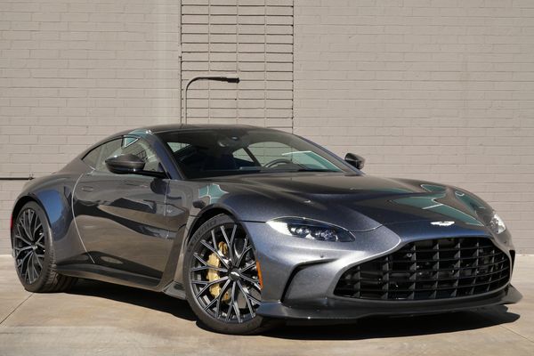 2023 Aston Martin V12 Vantage