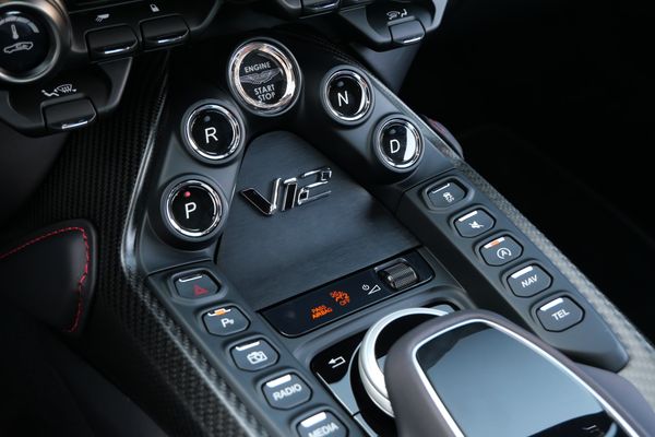 2023 Aston Martin V12 Vantage