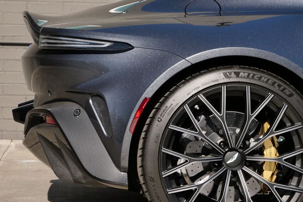 2023 Aston Martin V12 Vantage