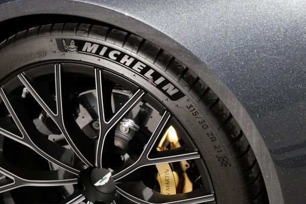 2023 Aston Martin V12 Vantage