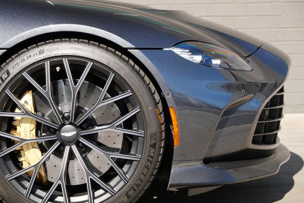 2023 Aston Martin V12 Vantage