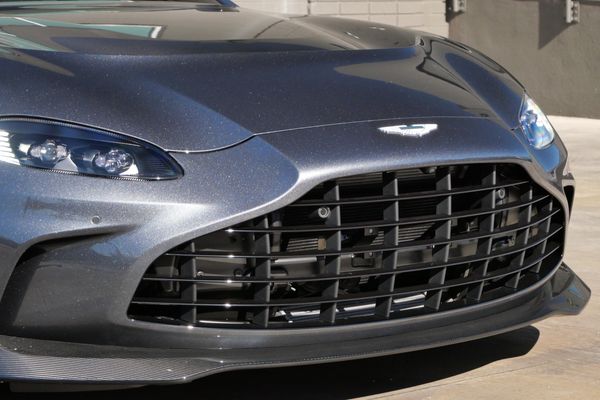 2023 Aston Martin V12 Vantage