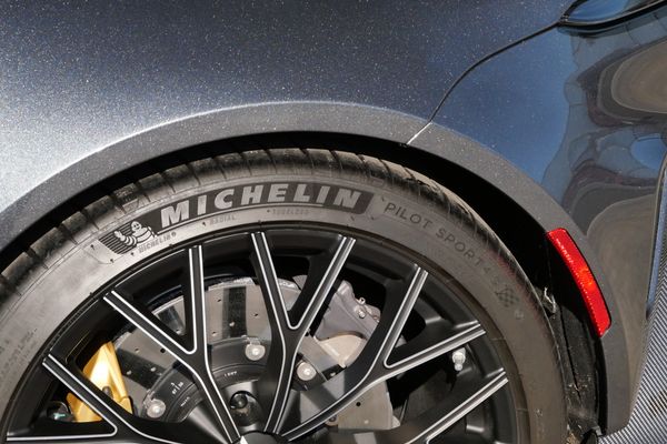2023 Aston Martin V12 Vantage
