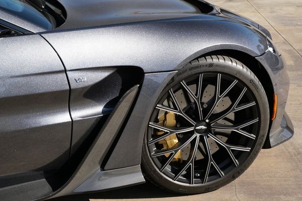 2023 Aston Martin V12 Vantage