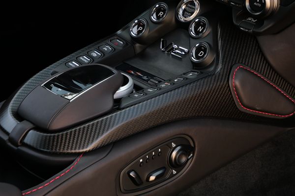 2023 Aston Martin V12 Vantage