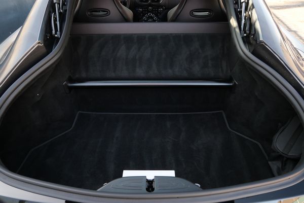 2023 Aston Martin V12 Vantage