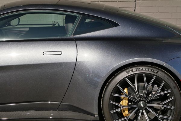 2023 Aston Martin V12 Vantage