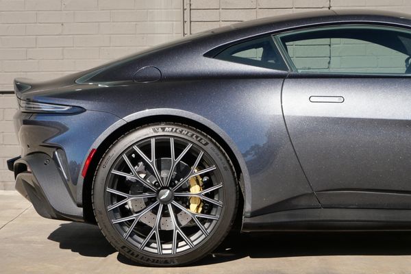 2023 Aston Martin V12 Vantage