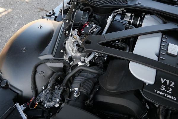 2023 Aston Martin V12 Vantage