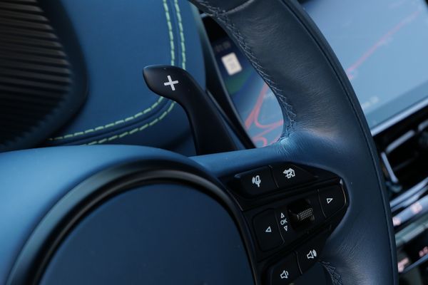 2023 Aston Martin DBX