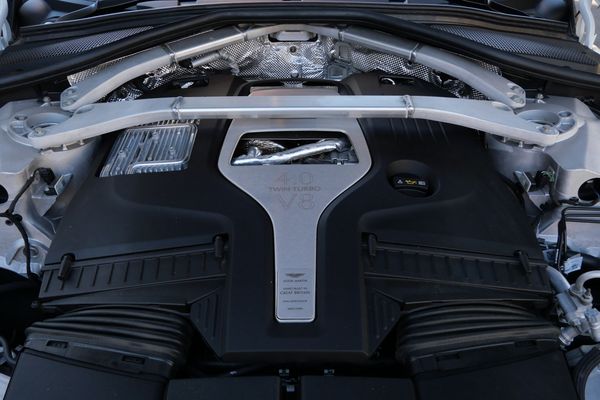 2023 Aston Martin DBX