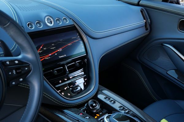 2023 Aston Martin DBX
