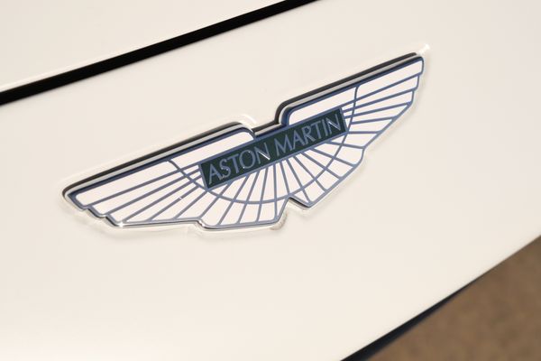 2023 Aston Martin DBX