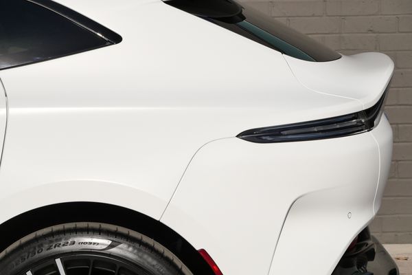 2023 Aston Martin DBX